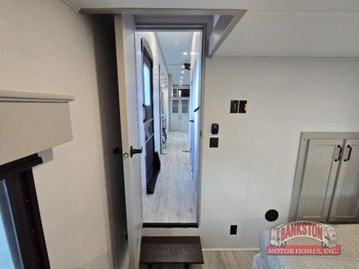 2026 Montana High Country 377FL - Photo 43