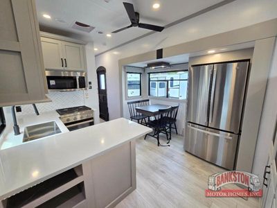 2026 Montana High Country 377FL - Photo 9