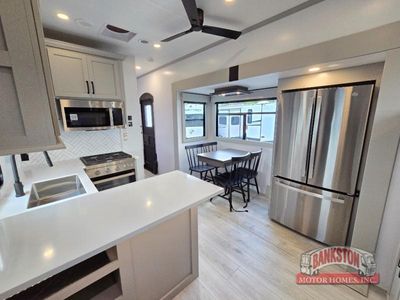 2026 Montana High Country 377FL - Photo 45