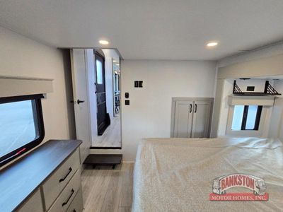 2026 Montana High Country 377FL - Photo 41