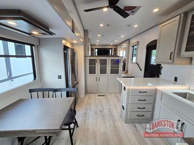 2026 Montana High Country 377FL - Photo 44