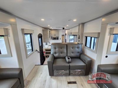 2026 Montana High Country 377FL - Photo 21