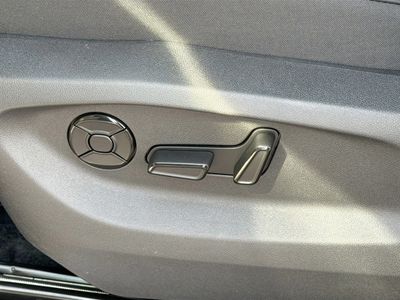 2026 Volkswagen Tiguan — photo 24 view