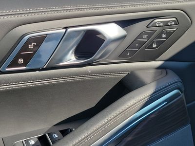 2026 BMW X6 — photo 21 view