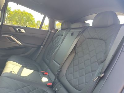 2026 BMW X6 — photo 12 view