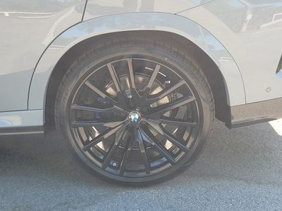 2026 BMW X6 — photo 10 view