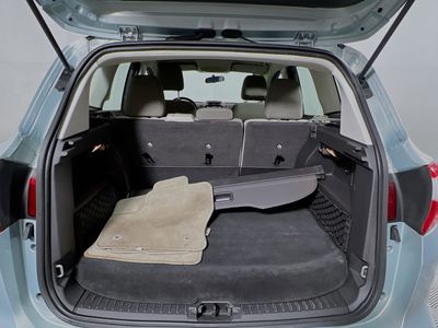 2013 Ford C-Max Hybrid — photo 30 view