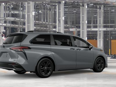 2026 Toyota Sienna — photo 10 view