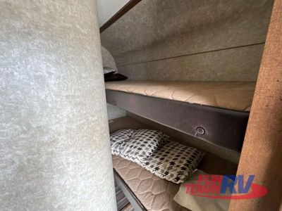 2016 Highland Ridge RV Highlander - Photo 17