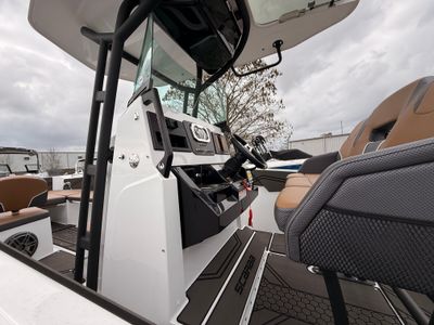 2025 Scarab 255 Open LX - Photo 12