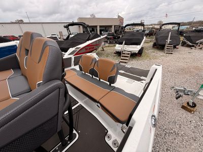 2025 Scarab 255 Open LX - Photo 21