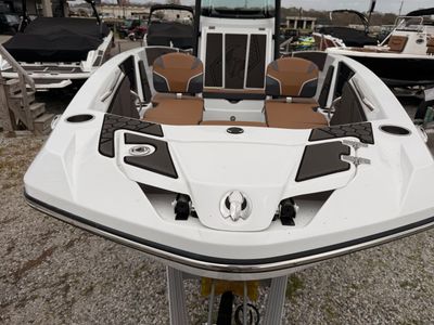 2025 Scarab 255 Open LX - Photo 23