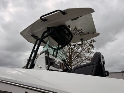 2025 Scarab 255 Open LX - Photo 10
