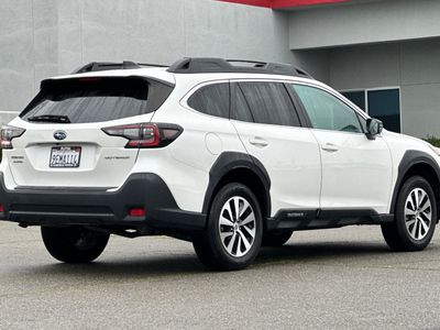 2023 Subaru Outback - Photo 2