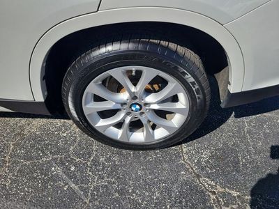 2014 BMW X5 — engine compartment view