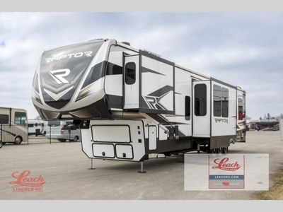 2025 Raptor 424 - Photo 5