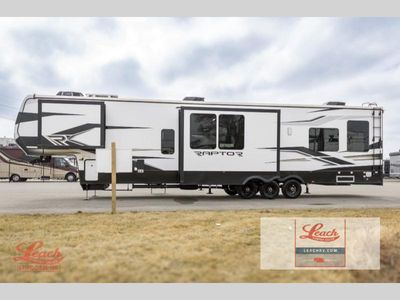 2025 Raptor 424 - Photo 6