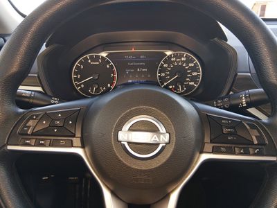 2025 Nissan Altima — photo 12 view