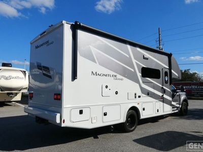2026 Thor Motor Coach Magnitude Grand - Photo 4