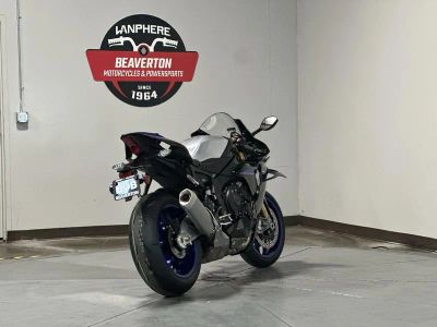 2026 Yamaha YZFR1MT - Photo 3