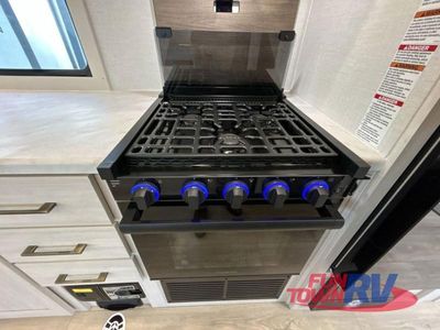 2026 Forest River RV Surveyor Legend - Photo 18