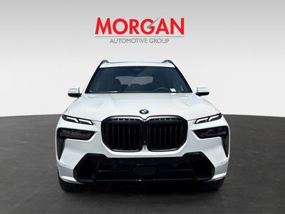 2027 BMW X7 — photo 8 view