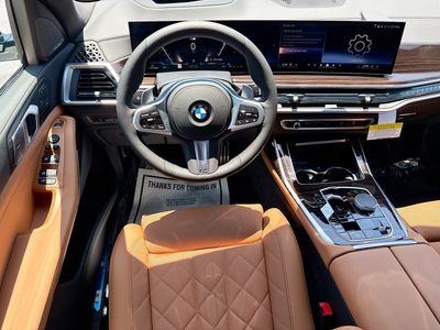 2027 BMW X7 — photo 18 view