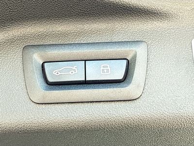 2027 BMW X7 — photo 14 view