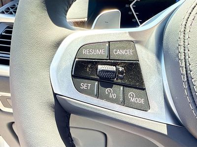 2027 BMW X7 — photo 40 view