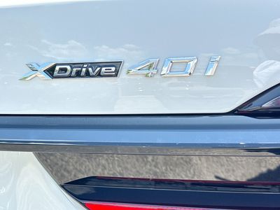 2027 BMW X7 — photo 11 view