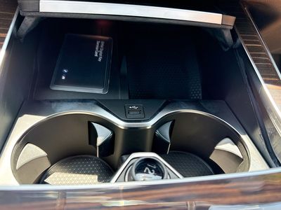 2027 BMW X7 — photo 33 view
