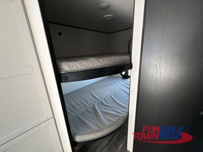 2026 Jayco Jay Flight SLX — photo 34 view