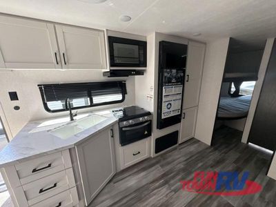 2026 Jayco Jay Flight SLX — photo 15 view
