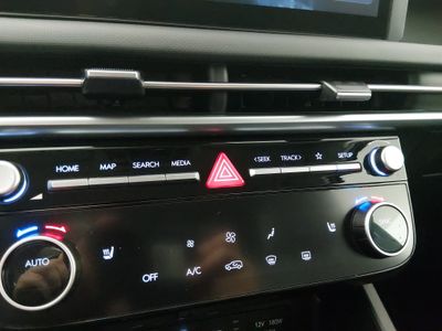 2025 Hyundai Tucson — photo 18 view