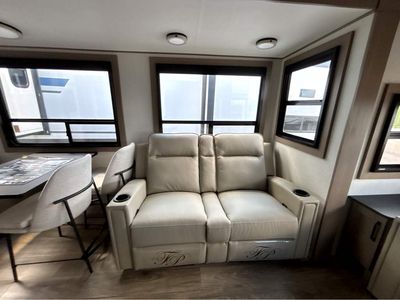 2026 Grand Reflection - Photo 11