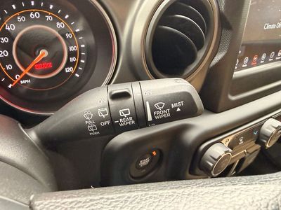 2023 Jeep Wrangler - Photo 15