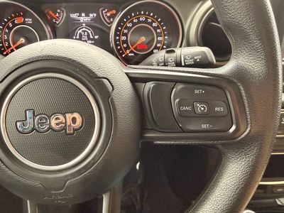 2023 Jeep Wrangler - Photo 17