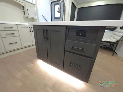 2026 Grand Design Solitude - Photo 32