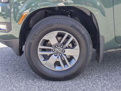 2025 Nissan Frontier - Photo 9
