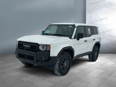 2025 Toyota Land Cruiser - Photo 1