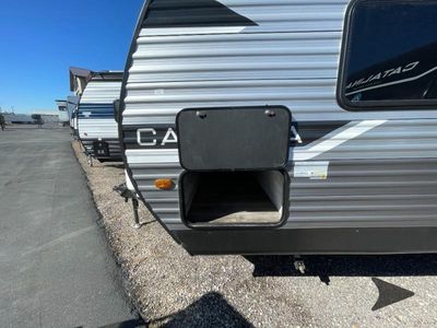 2025 Coachmen RV Catalina Summit Series 8 — photo 8 view
