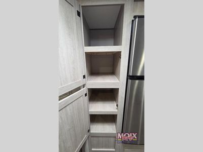 2025 Coachmen RV Catalina Legacy Edition - Photo 12