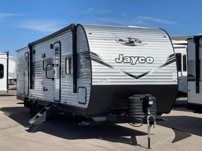2026 Jayco Jay Flight SLX — front three-quarter view