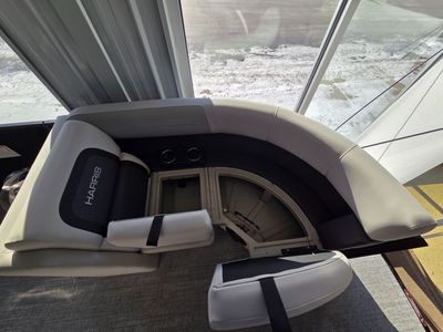 2026 Harris Flotebote CRUISER 210 - Photo 10