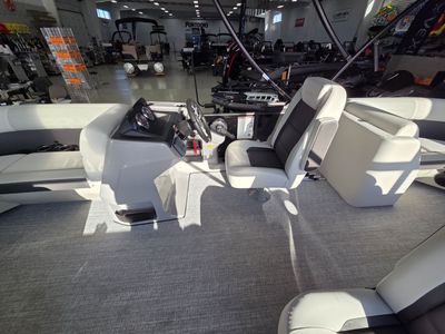 2026 Harris Flotebote CRUISER 210 - Photo 12