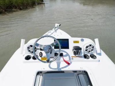 2027 Sportsman Masters 247OE Bay Boat — rear three-quarter view