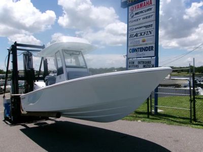 2027 Sportsman Masters 247OE Bay Boat — side profile view