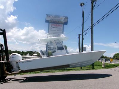 2027 Sportsman Masters 247OE Bay Boat — front three-quarter view