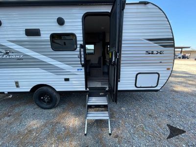 2025 Jayco Jay Flight SLX — photo 9 view