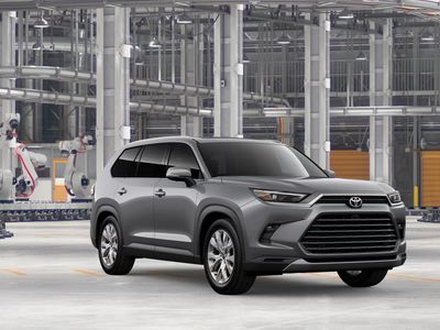 2026 Toyota Grand Highlander Hybrid - Photo 17
